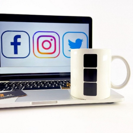 Кружка хамелеон "Социальная сеть"